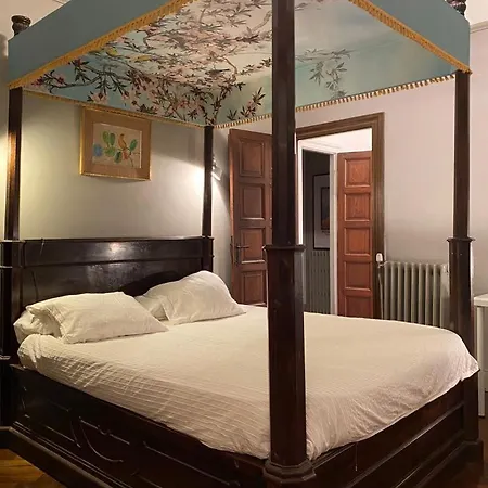 1923 Private Pool * 比亚里茨