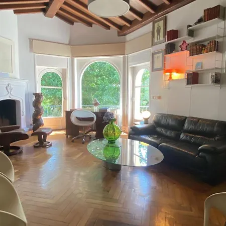 1923 Private Pool Biarritz