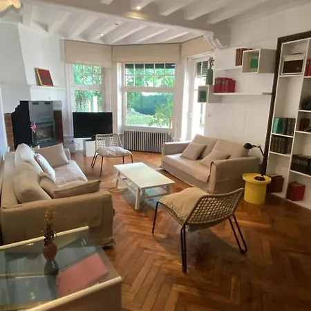 1923 Private Pool * 比亚里茨