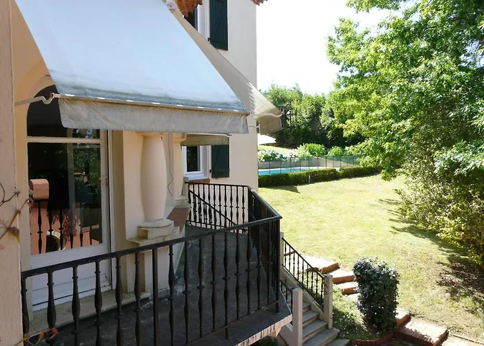 1923 Private Pool Биарриц